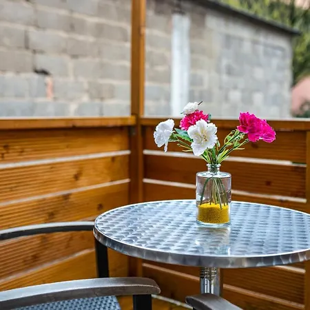 Appartamento Aposto 1 *